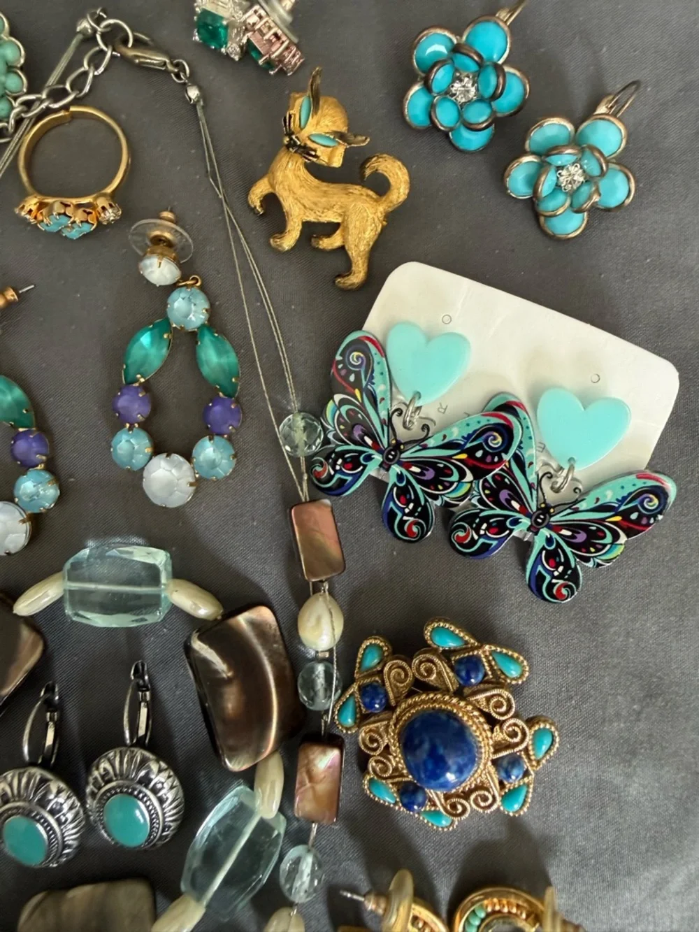 Vintage to New Turquoise and Aqua Jewelry Lot - Picture 4 of 12